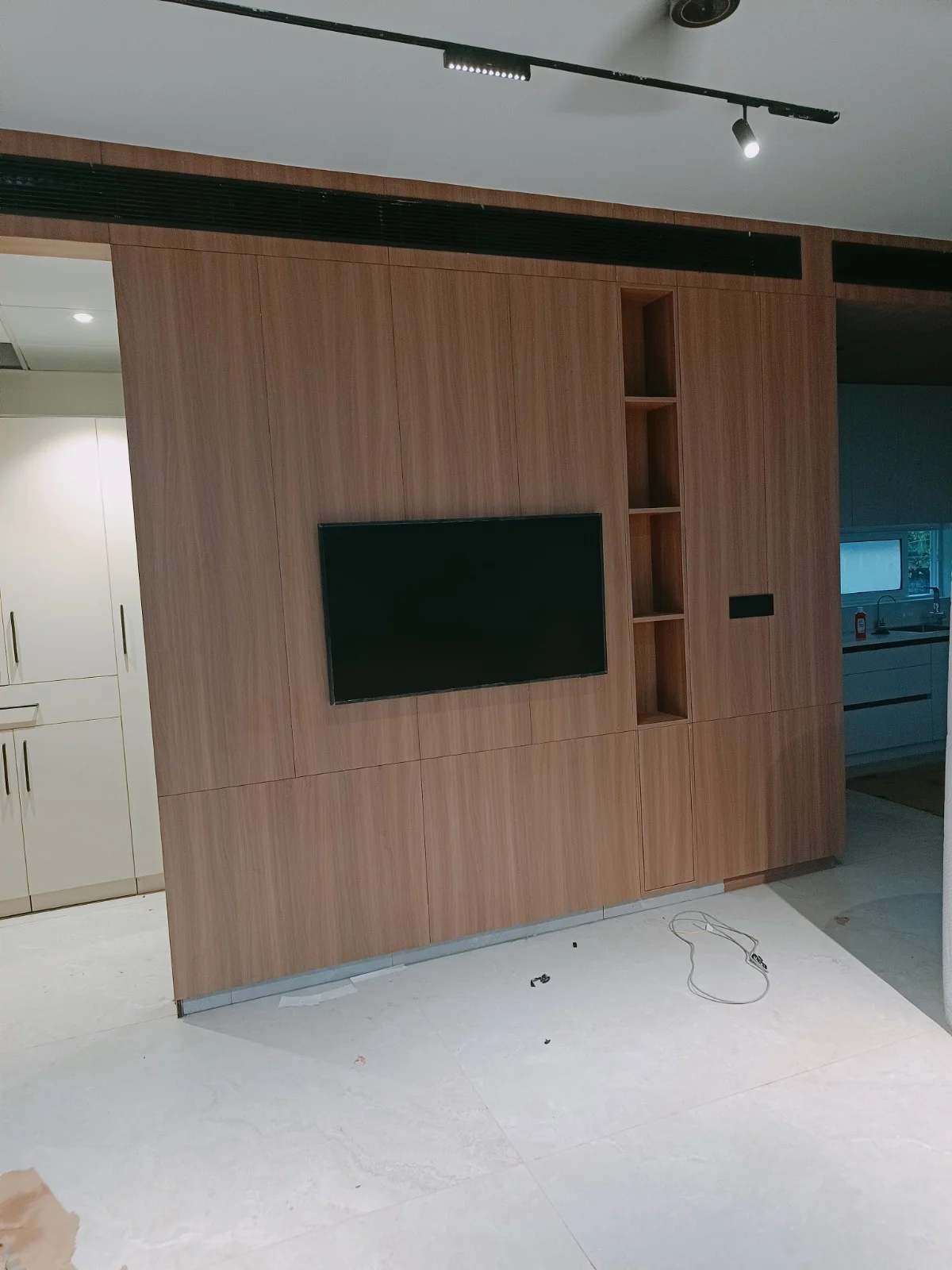 Decorative mirrors and glass wall art